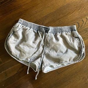 Grey wash short shorts